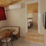 Oid Hagia Sophia Pansion Hotel